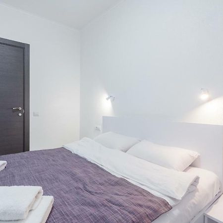 Skyhome Na Nauky Kiev Ngoại thất bức ảnh