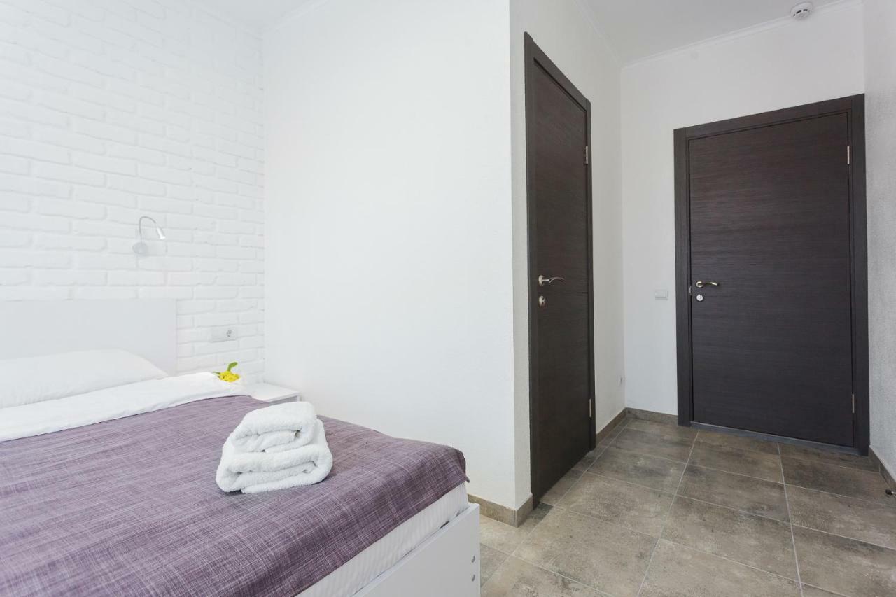 Skyhome Na Nauky Kiev Ngoại thất bức ảnh