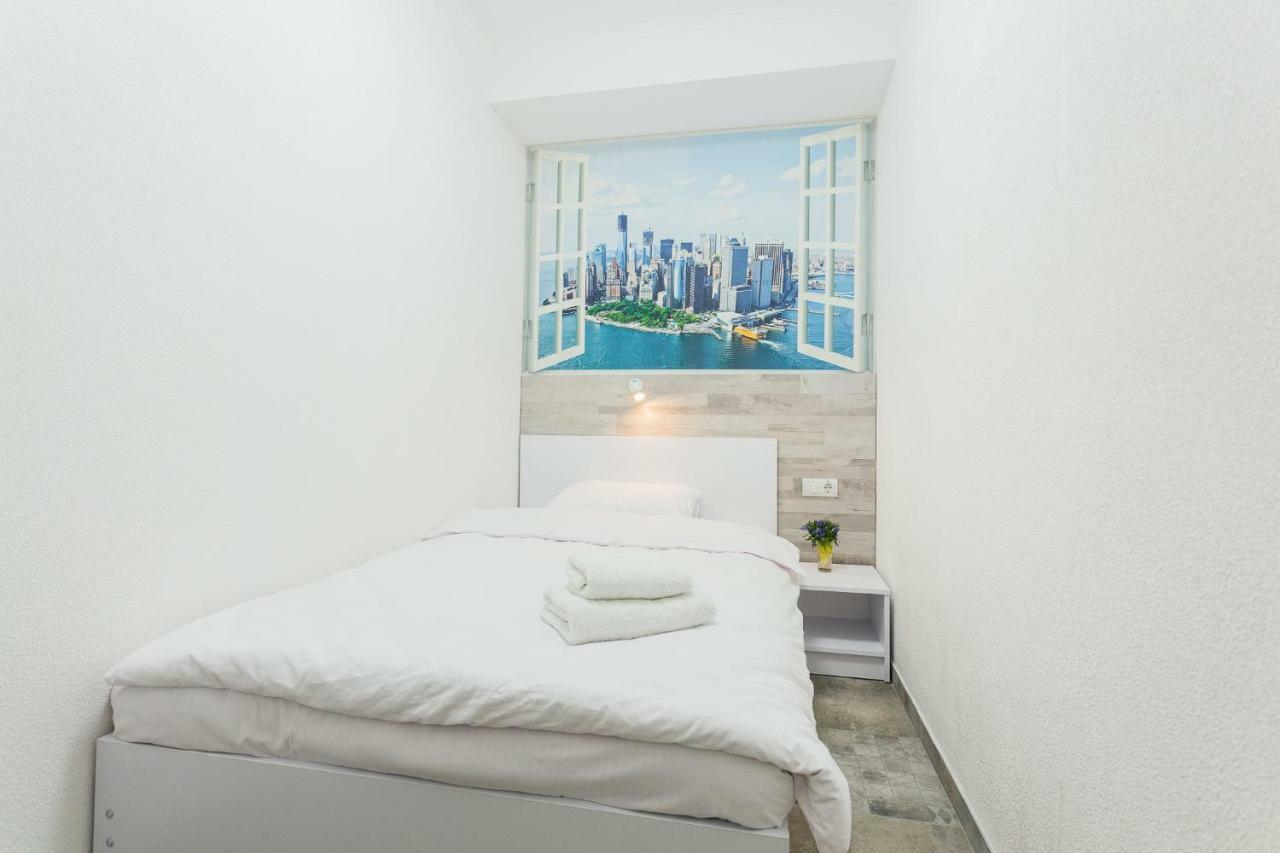 Skyhome Na Nauky Kiev Ngoại thất bức ảnh